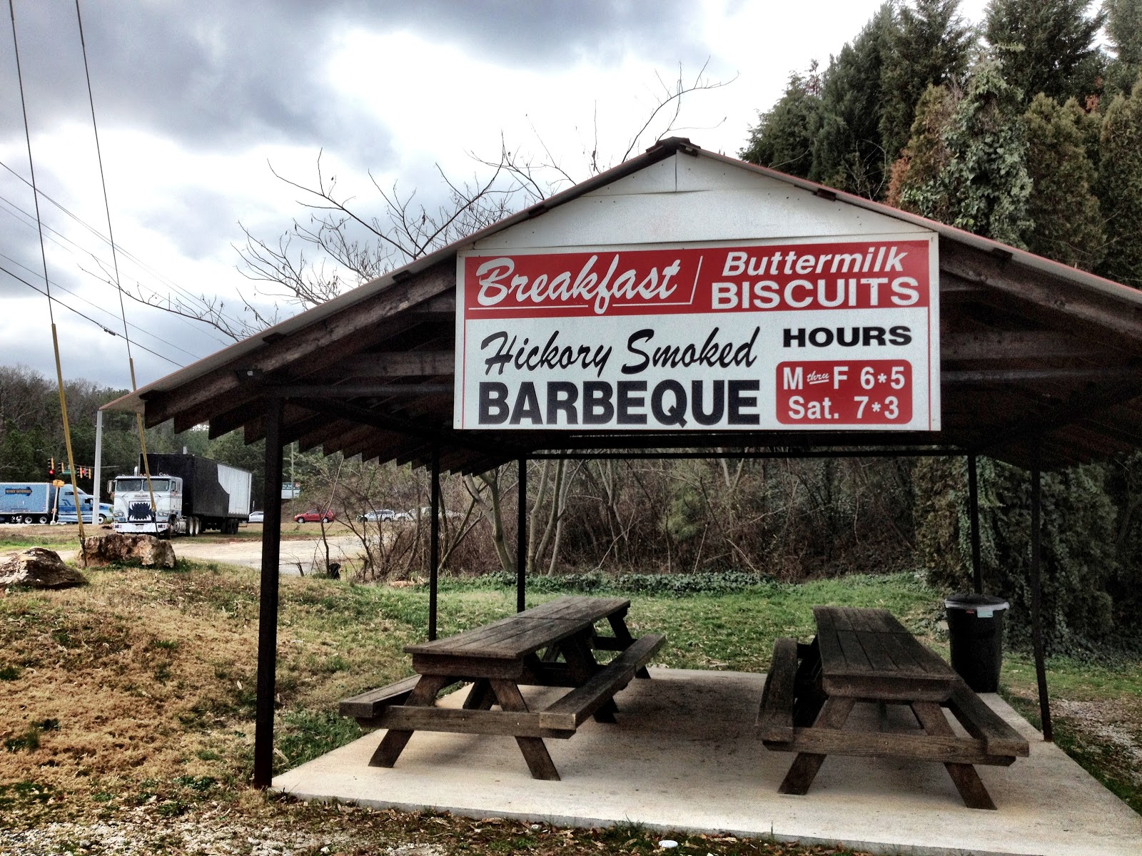 The Barbecue Hunt Beaver Creek Biscuits and Barbeque (Lithia